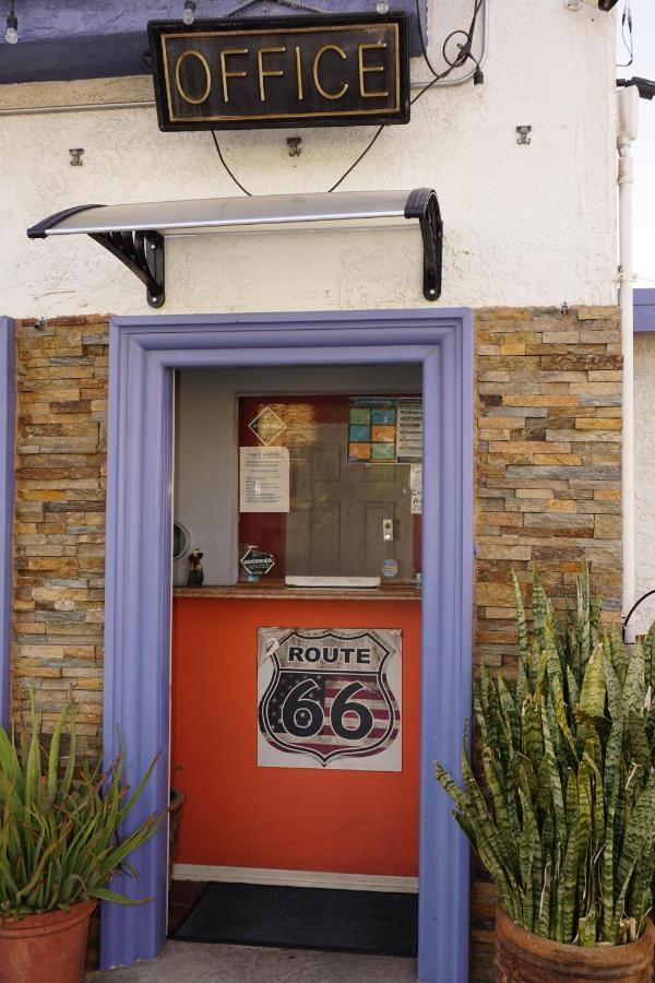 Route 66 Motel - Rialto Extérieur photo